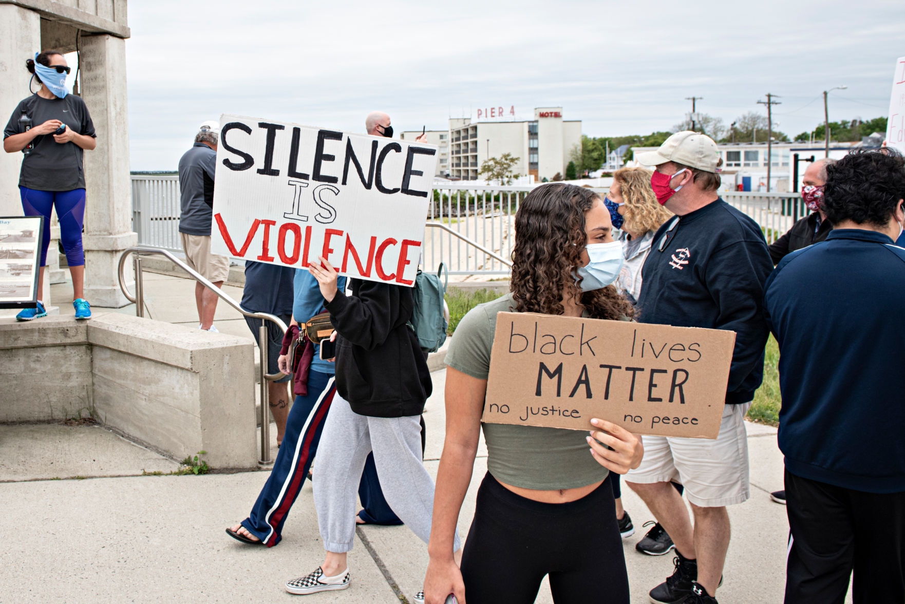 060320_nws_ocprotest